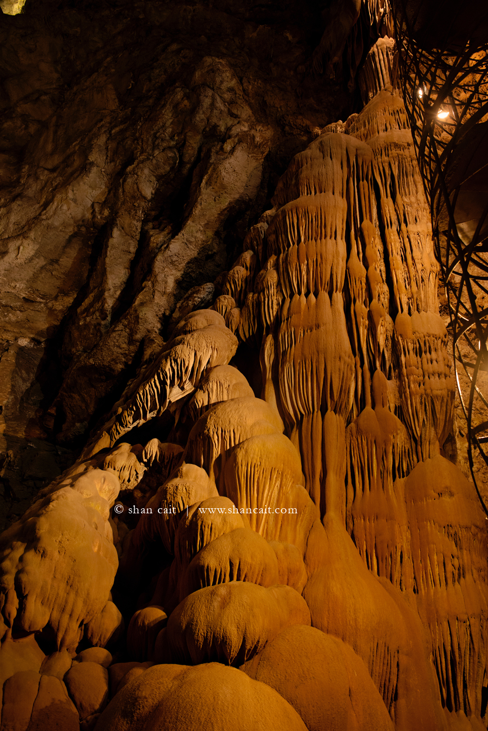 Moaning Caverns 8