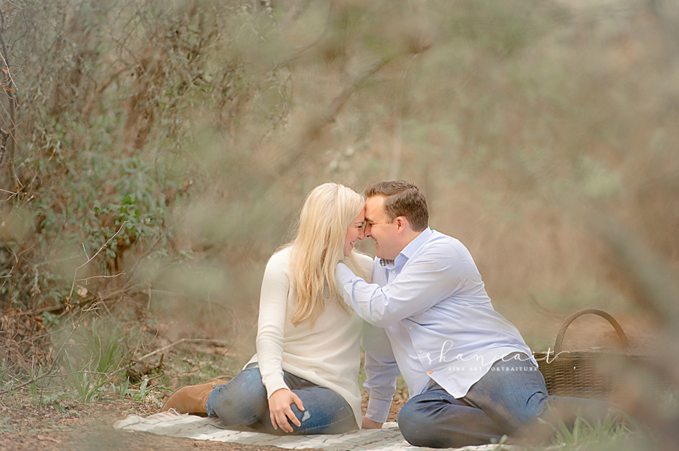 Sacramento Engagement Photography - Sacramento FAmily Photography - Picinic basket 2