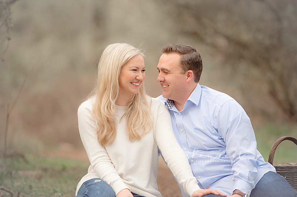 Sacramento Engagement Photography - Sacramento FAmily Photography - Picinic basket 3