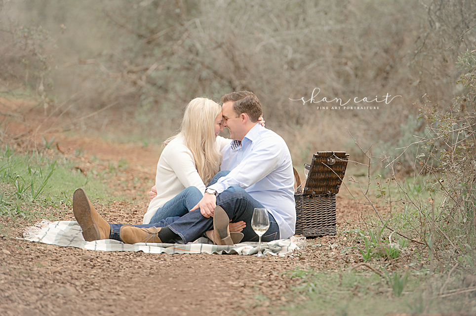 Sacramento Engagement Photography - Sacramento FAmily Photography - Picinic basket 7