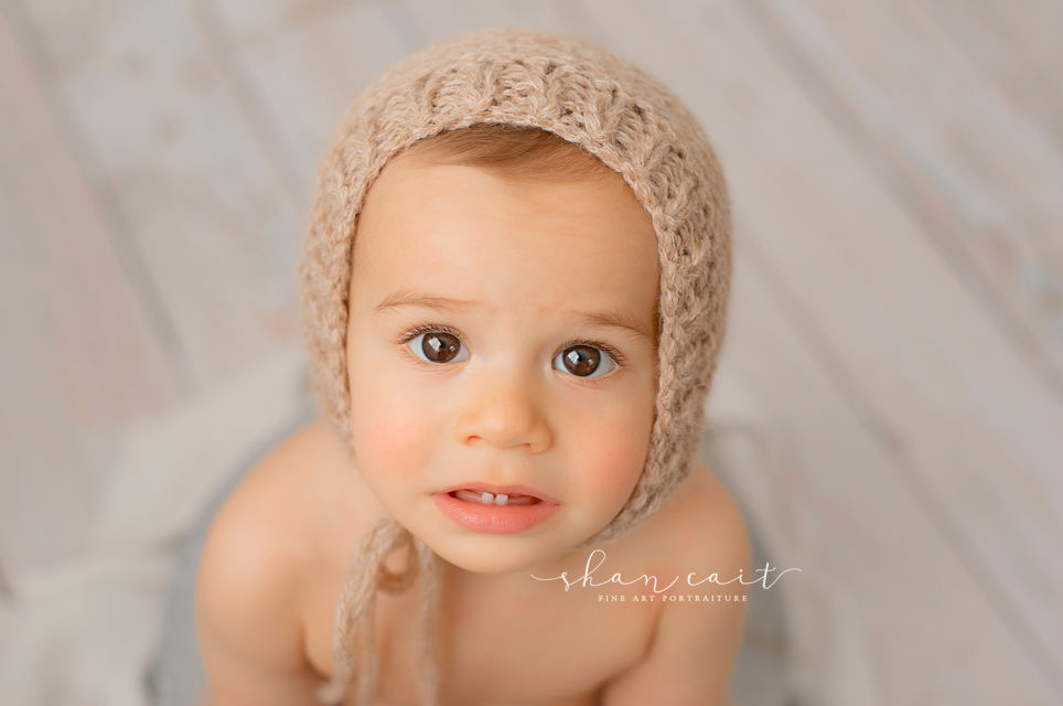 big baby eyes-shan cait-beautiufl ewe hat