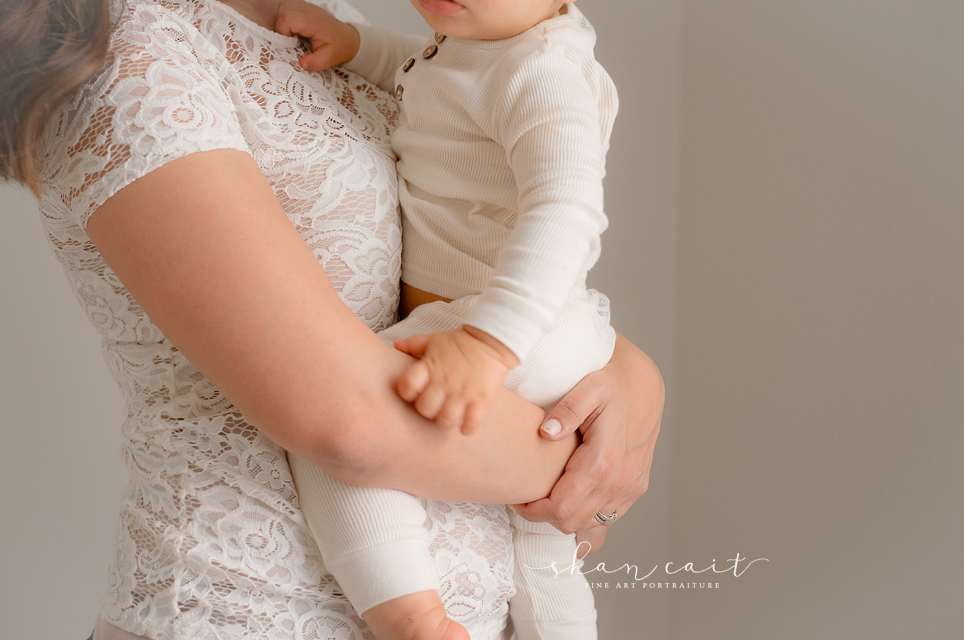 mommy'a arms-1 year portrait-sacramento photographer-shan cait photography