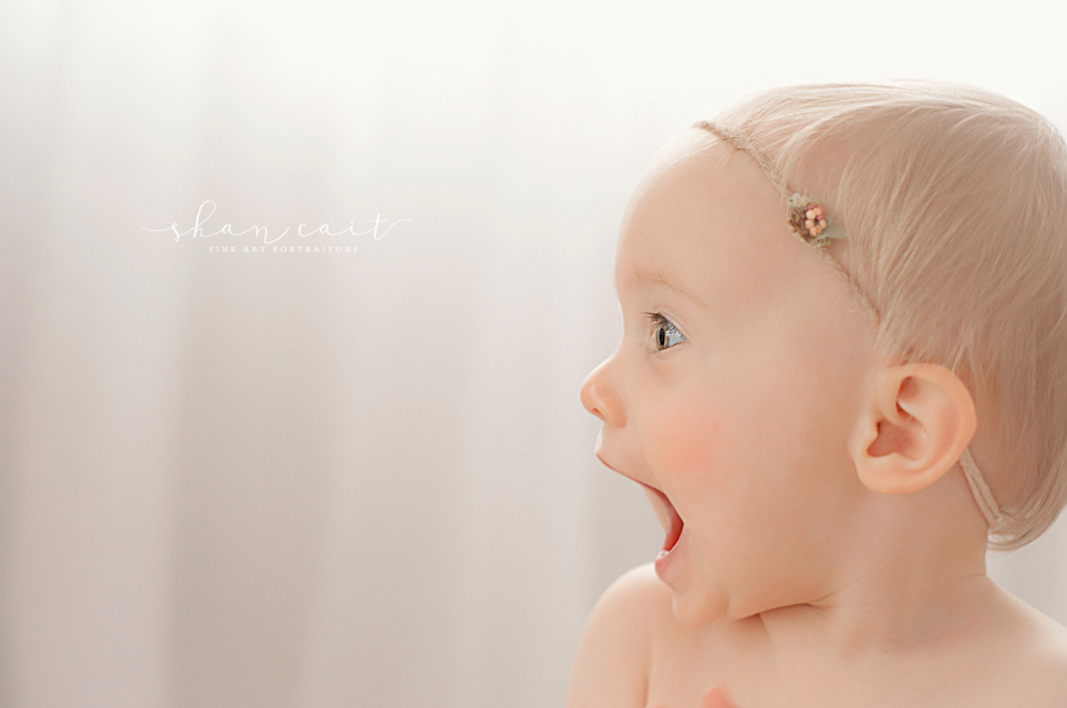 Sacramento Baby Photographer-Eyelet dress-1 year photoshoot-el dorado hills photographer-best sacramento photographer. 4