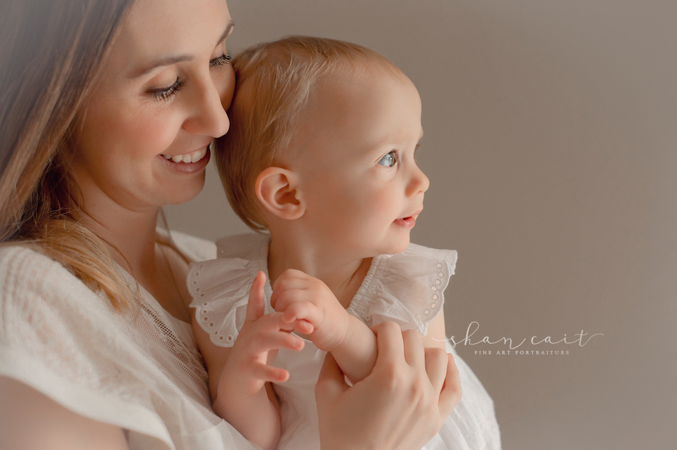 Sacramento Baby Photographer-Eyelet dress-1 year photoshoot-el dorado hills photographer-best sacramento photographer