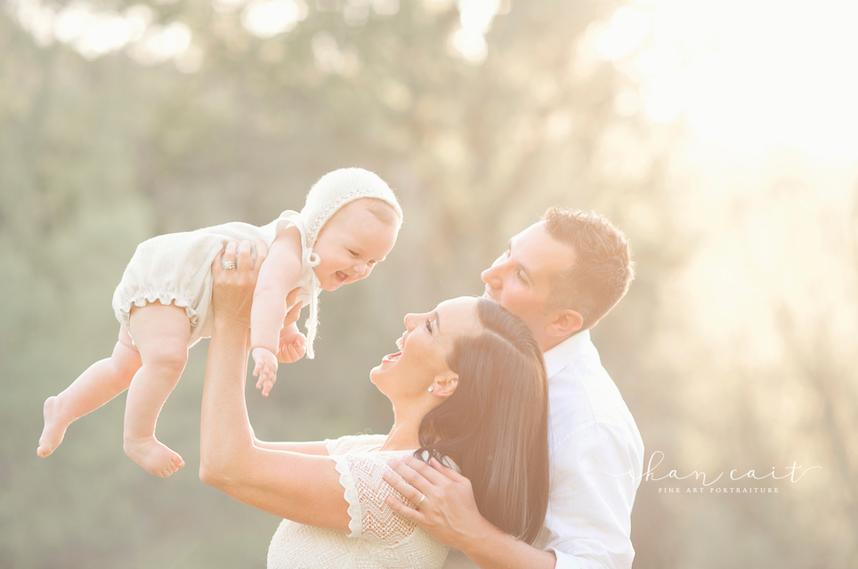 Sacramento Family Photographer-Sacramento Photographer-El Dorado Hills Photographer-Shan Cait Photography-baby photoshoot-knit hat-outfit inspiration