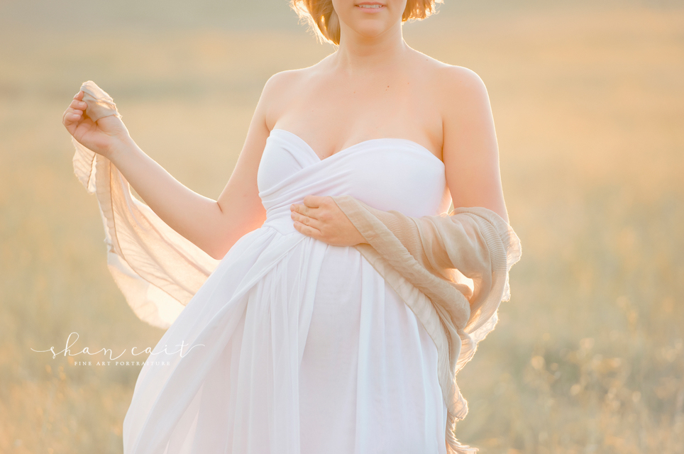 sacramento maternity photography-maternity photoshoot-pregnancy photoshoot-ideas-scarf-field-shan cait photography