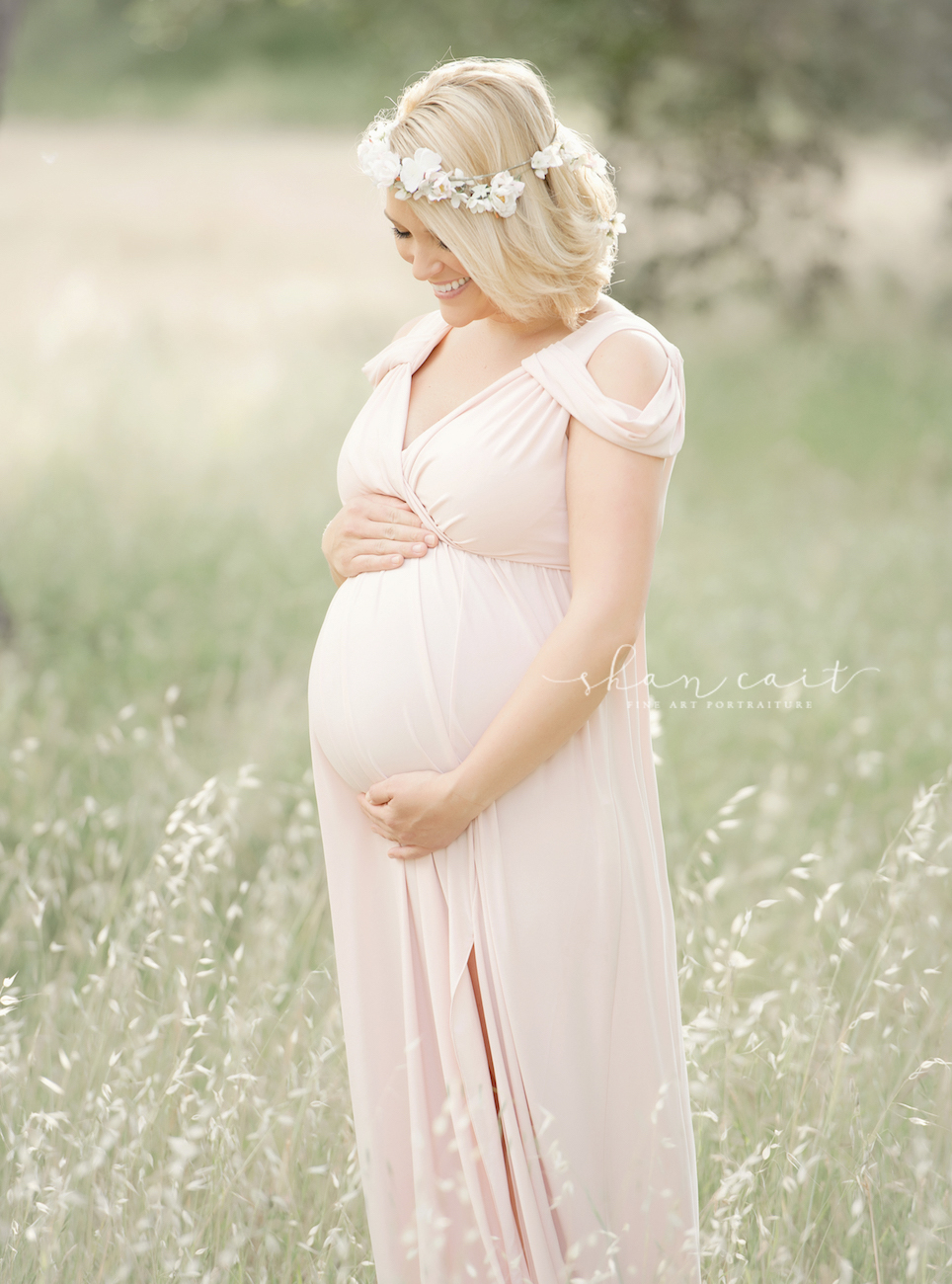 Sacramento Maternity Photographer-Sacramento Photographer-Best Maternity Photographer-Shan Cait-El Dorado Hills Photographer-spring flowers-inspiration