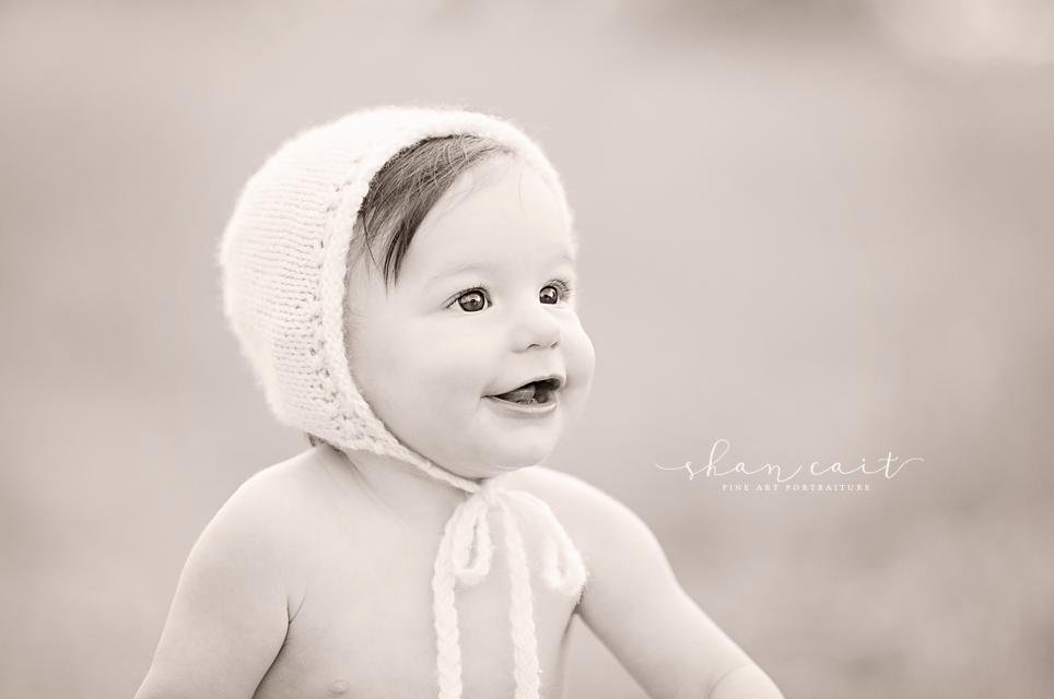 sacramento baby photographer-knit hat-6 month portraits-6 month baby photohoot