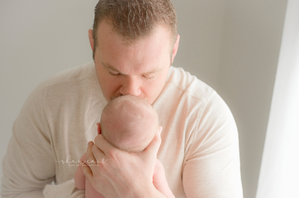 Sacramento Newborn Photographer, Sacramento Maternity Photographer, Sacramento Baby Photographer, El Dorado Hills Family Photographer, El Dorado Hills newborn Photographer, Folsom Photographer, Roseville Photographer, Sacramento Photographer, Roseville Newborn Photographer, Elk Grove Newborn Photographer, newborn photoshoot, baby photoshoot, ideas for newborn photoshoot, Fine art photography, fine art family portraiture