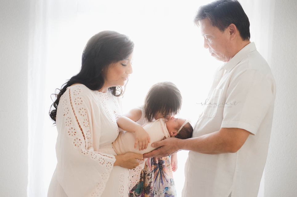 Sacramento Family Photographer, Sacramento Maternity Photographer, Sacramento Baby Photographer, El Dorado Hills Family Photographer, El Dorado Hills Photographer, Folsom Photographer, Roseville Photographer, Sacramento Photographer, Roseville Family Photographer, Best Sacramento Family Photographer, family photoshoot, el dorado hills photoshoot, ideas for family photoshoot, Fine art photography, fine art family portraiture, FOLSOM LAKE, lake tahoe, 